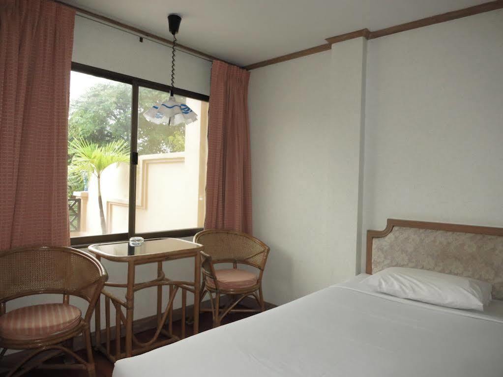 Takiab Beach Resort Hua Hin Ngoại thất bức ảnh