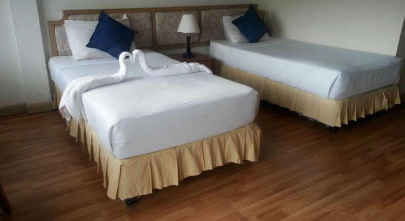 Takiab Beach Resort Hua Hin Ngoại thất bức ảnh