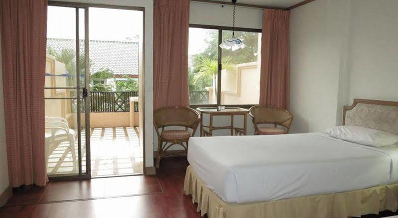 Takiab Beach Resort Hua Hin Ngoại thất bức ảnh